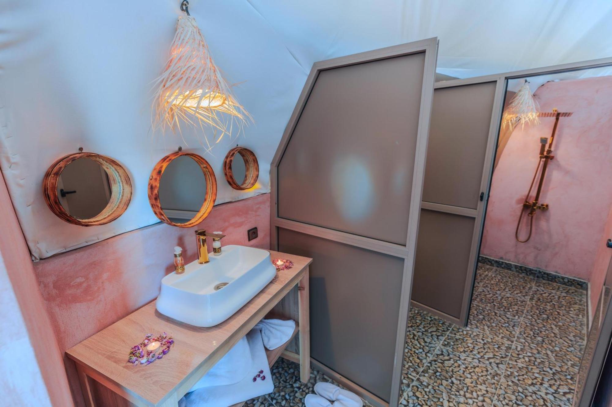 Luxury Camp Camelhouse Merzouga Exterior foto